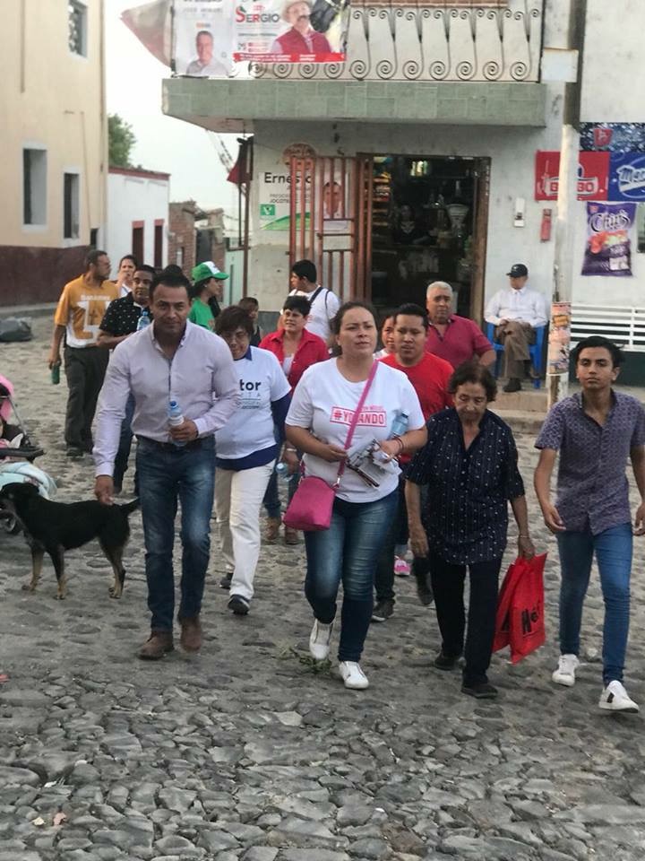 Héctor Huerta visita San Pedro