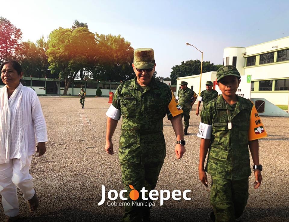 ISAAC PINTO REYES SOLDDADO POR UN DÍA