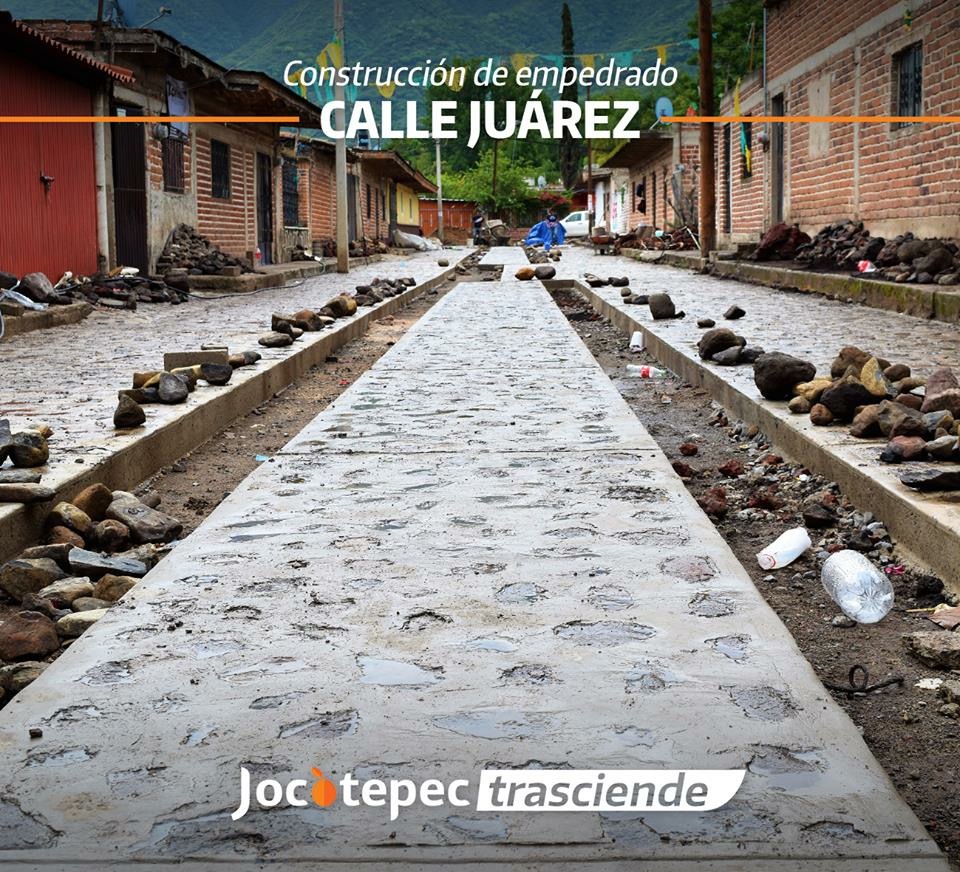 Construcción de Empedrado en Potrerillos