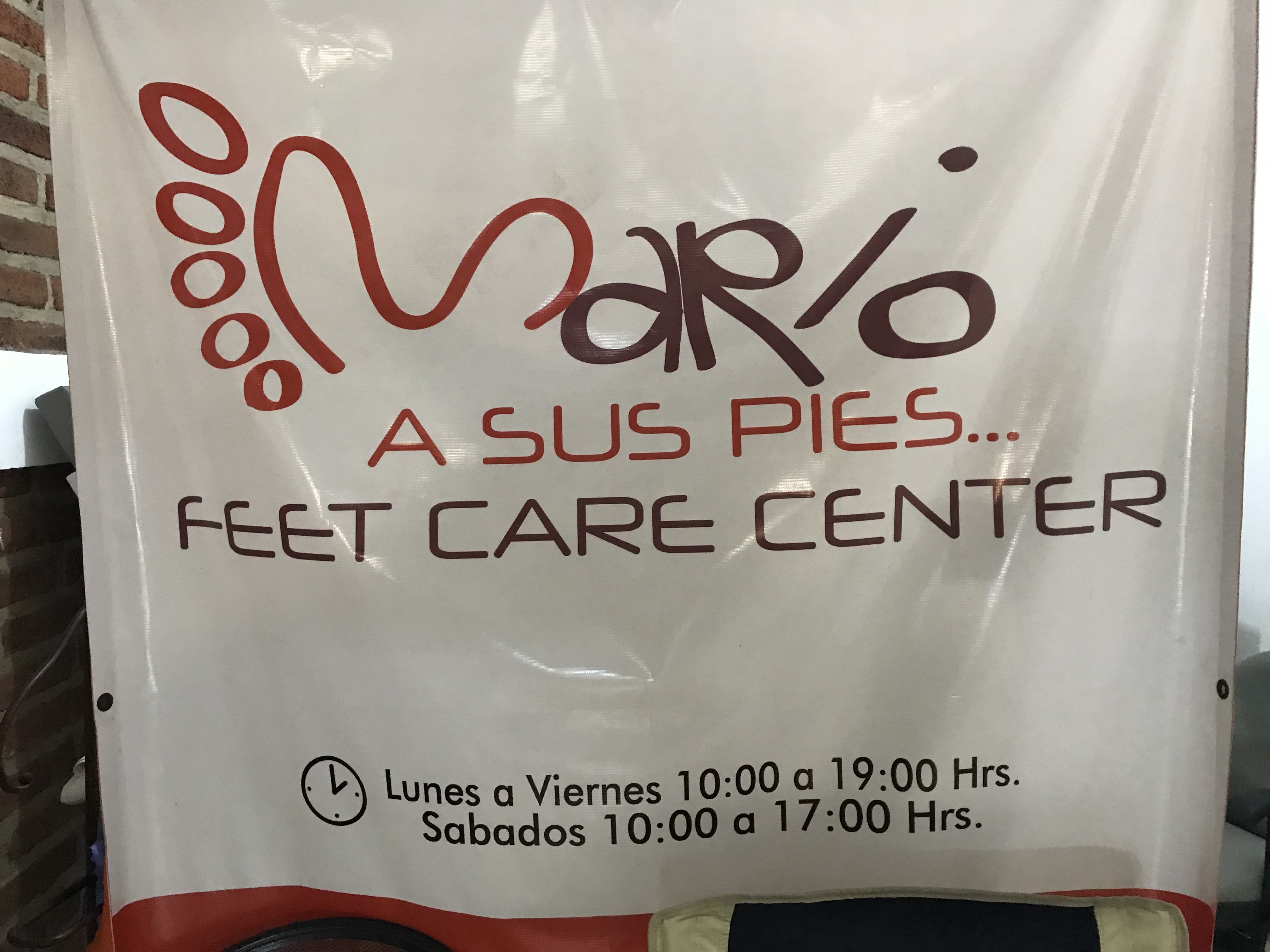 MARIO  A  SUS  PIES,  PODOLOGO, EN JOCOTEPEC